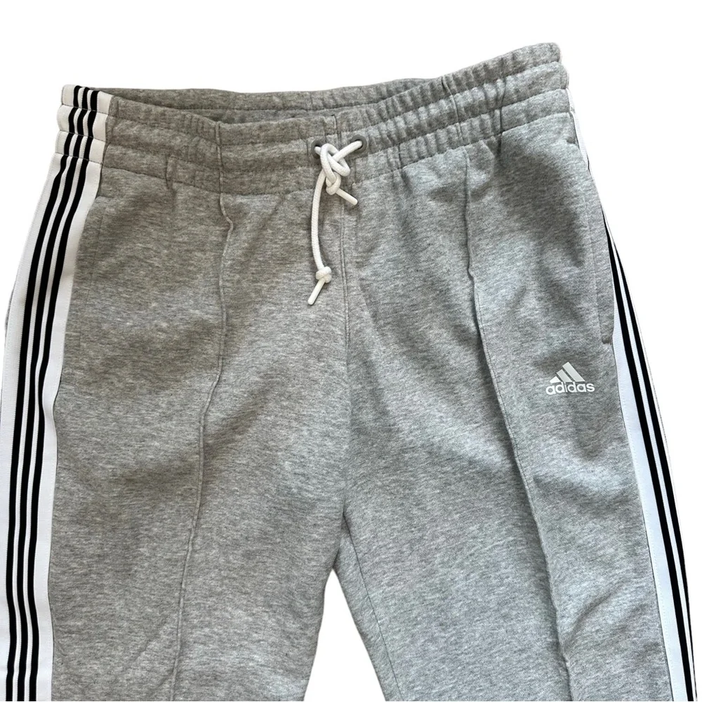 Women’s Adidas Sweat Pant Pocketed Gray 3 Stripes Size Small S - Picture 4 of 7